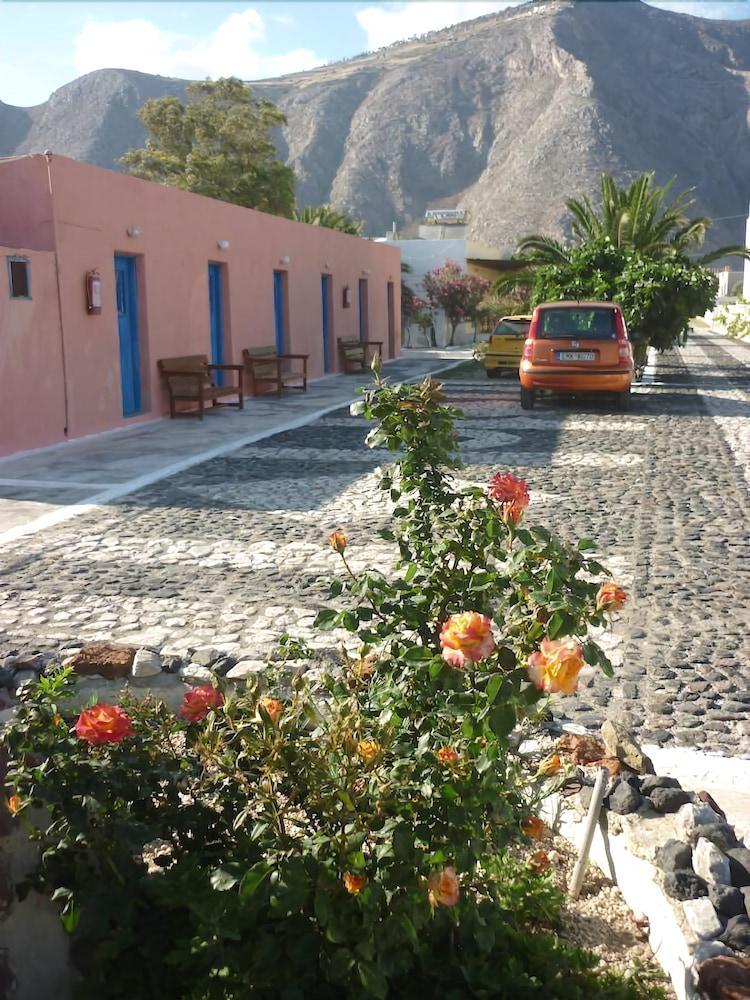 Hotel Agios Antonios Perissa  Zewnętrze zdjęcie