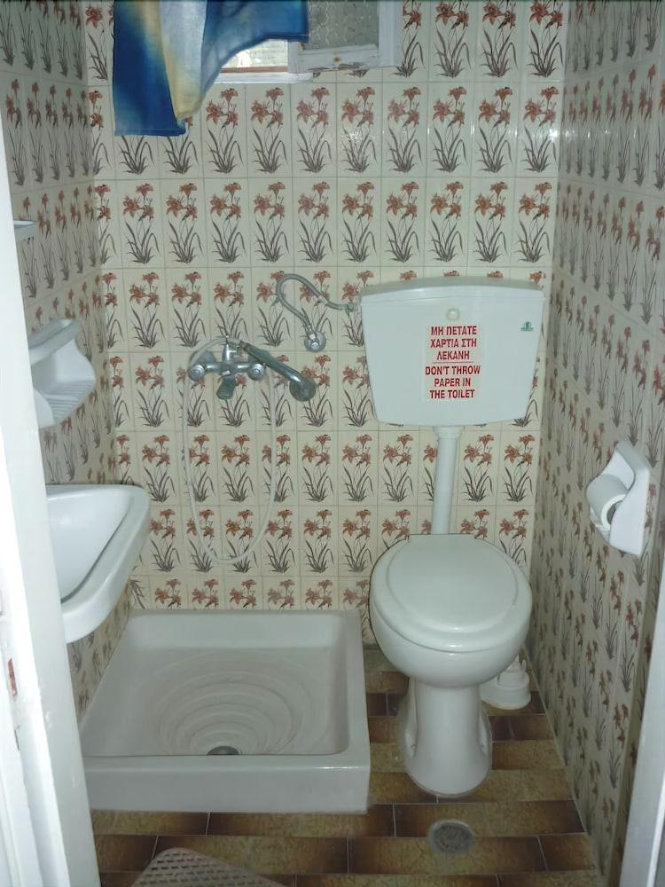 Hotel Agios Antonios Perissa  Zewnętrze zdjęcie