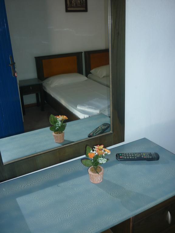Hotel Agios Antonios Perissa  Zewnętrze zdjęcie
