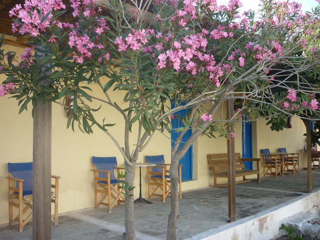 Hotel Agios Antonios Perissa  Pokój zdjęcie
