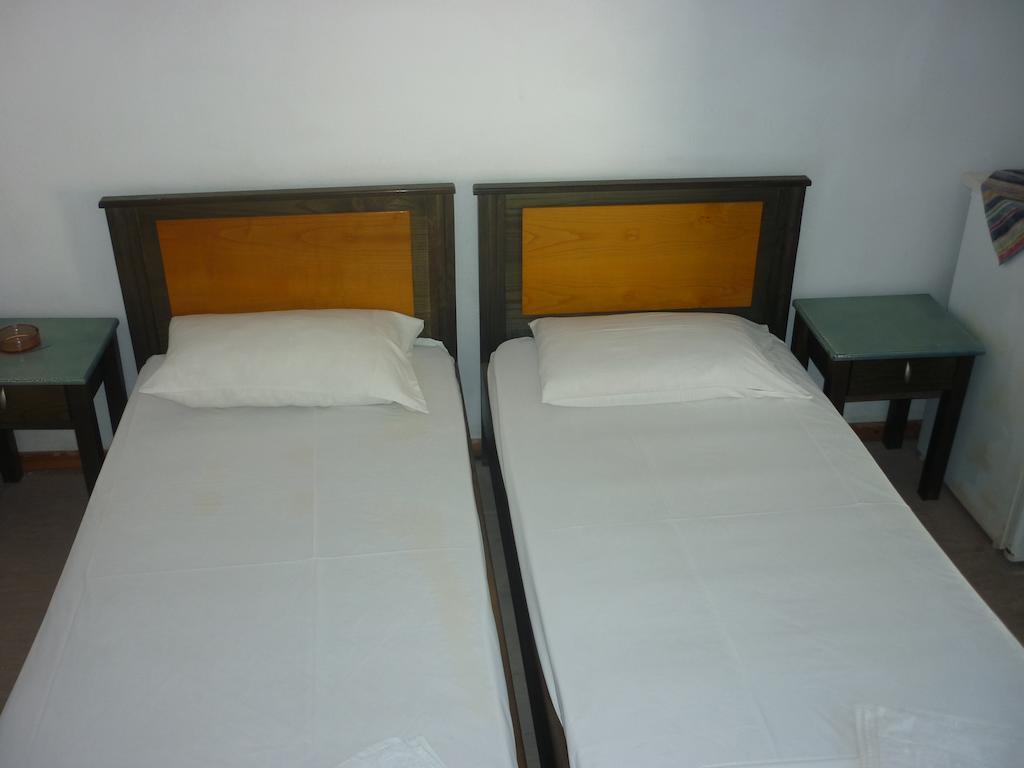 Hotel Agios Antonios Perissa  Zewnętrze zdjęcie