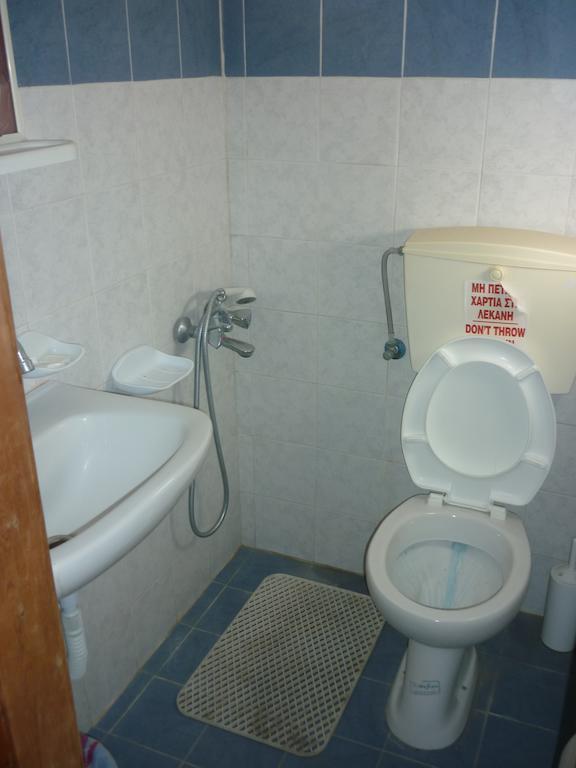 Hotel Agios Antonios Perissa  Pokój zdjęcie