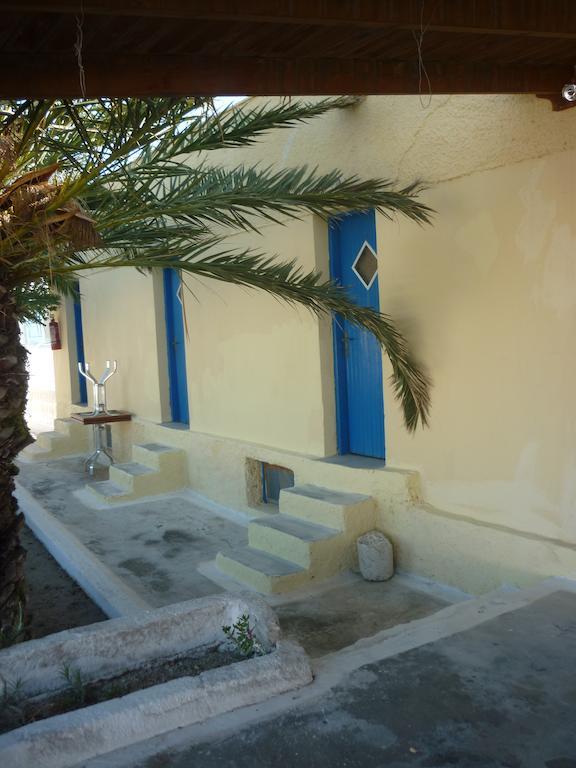 Hotel Agios Antonios Perissa  Zewnętrze zdjęcie